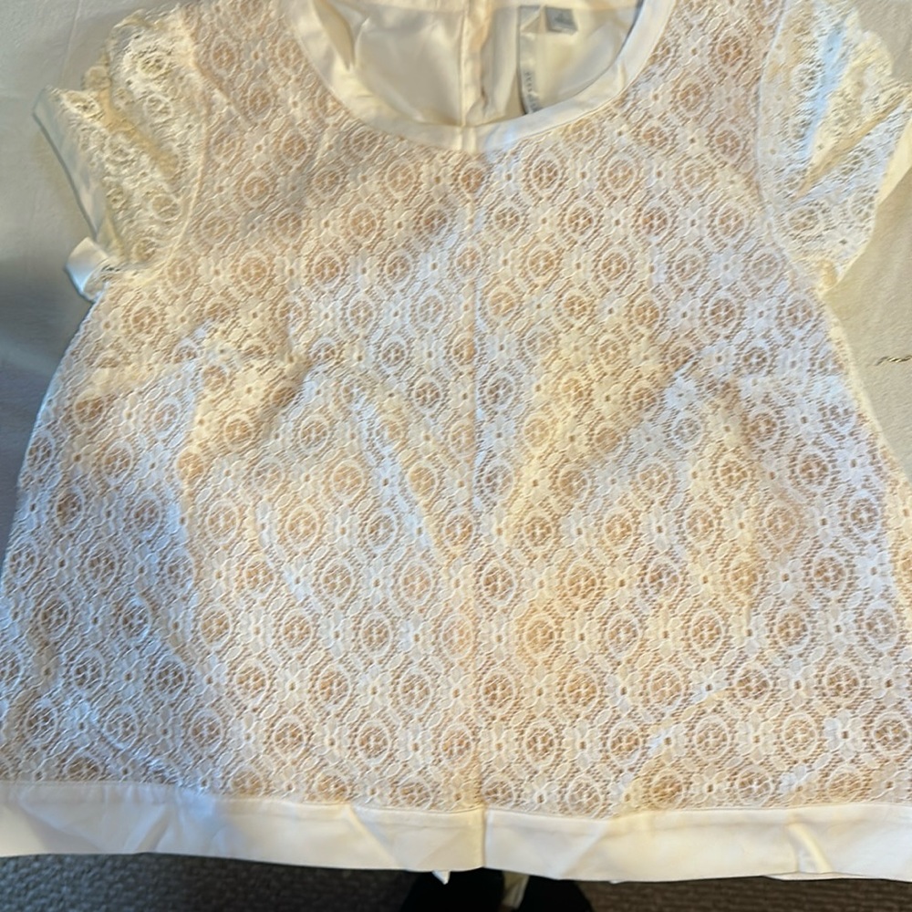 Women’s short sleeve shirt